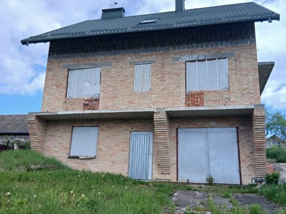 Будинок під завершення з мансардою в с.Давидів Давидів