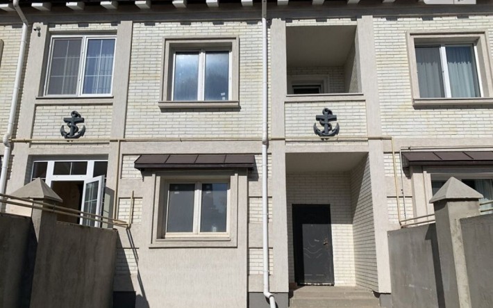 Продам дом из красного кирпича в Элитном ЖК "Зеленый Мыс ". АОГВ.  Полный пакет документов - фото 1