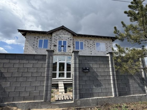 Лески дом внутри сделано часть 10 соток-160 тыс$ Лески (Одесская обл.)