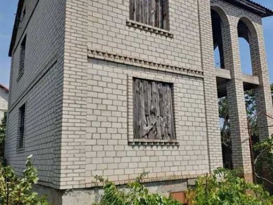 (13/1А) Продам участок с капитальной 2х этажной коробкой. Великодолинське