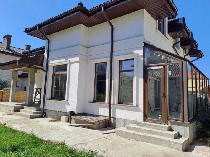 Продаж 3-х рівневого будинку в Совіньйоні з готовим фасадом. - фото 1