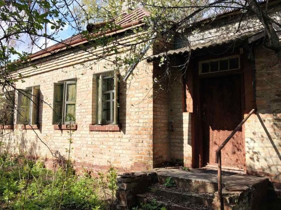 Продається будинок в центрі міста 80 м²   21900$ Пирятин