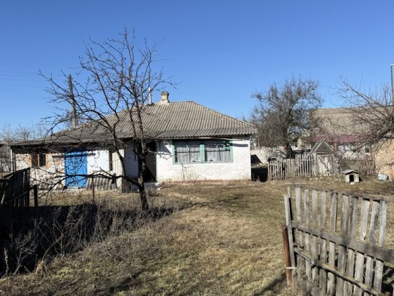 Нові Санжари, продаж частини будинку в гарному місці з комунікаціями Новые Санжары