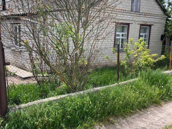 Продам половину будинку з окремим входом,двором. Кобеляки