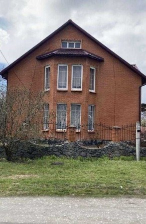 Диканька, у продажу просторий двоповерховий будинок - фото 1