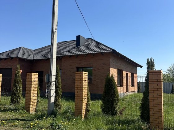 Продаю американку,гарна територія та зручне планування! Колоденка