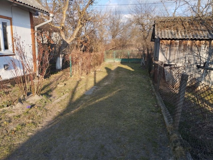 Ділянка 18 соток у центрі м. Дубровиця, вул. Набережна (біля стадіону) - фото 1