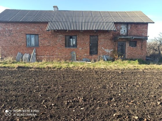 Продається літня кухня з сараєм Козова