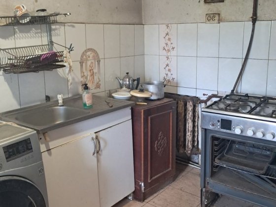 Продаю будинок в районі ЦРЛ