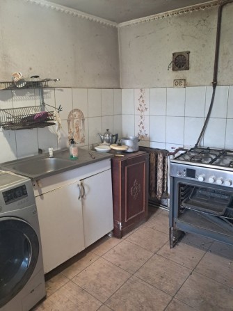 Продаю будинок в районі ЦРЛ - фото 1