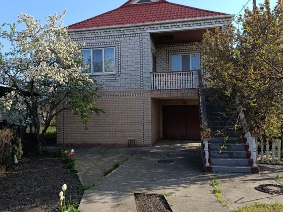 Продається двухповерховий будинок р-н Богопіль Первомайськ