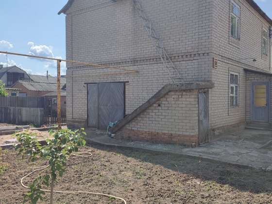 Продається будинок біля автовокзалу - власник