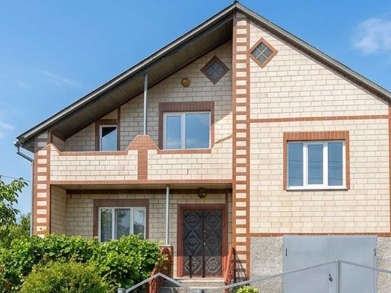 Капітальний будинок, 166 м², 87 м² житлової площі: Автономність, Безпека та Простір! + Господарське  Золотоноша
