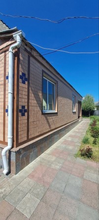 Продам добротний будинок у місті Корсунь-Шевченківський - фото 1