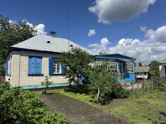 Продаж будинку в селі Лозівок біля Черкас Лозівок