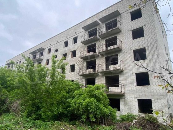 Продається багатоквартирний будинок незавершеного типу в смт Лисянка Лисянка