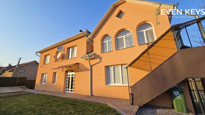 Продаж великого будинку в с. Годилів - фото 1
