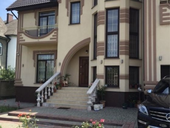 Продажа будинку в гарному районі Чагор