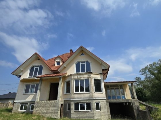 Продаж будинку в с.Великий Кучурів Великий Кучурів
