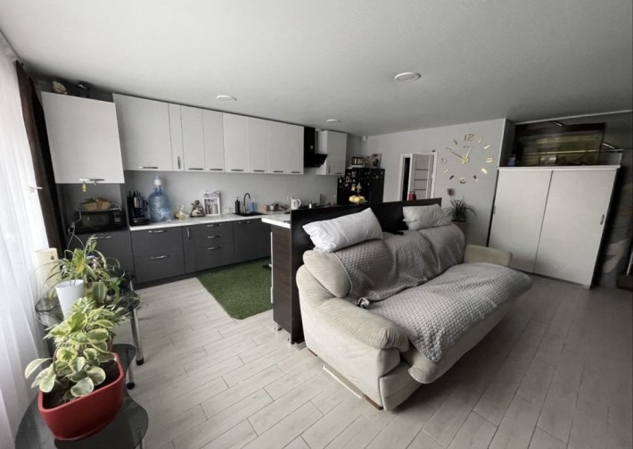 Продам сучасний 2-пов. таунхаус 82 м² в центрі міста (ділянка 1 сотка) - фото 1
