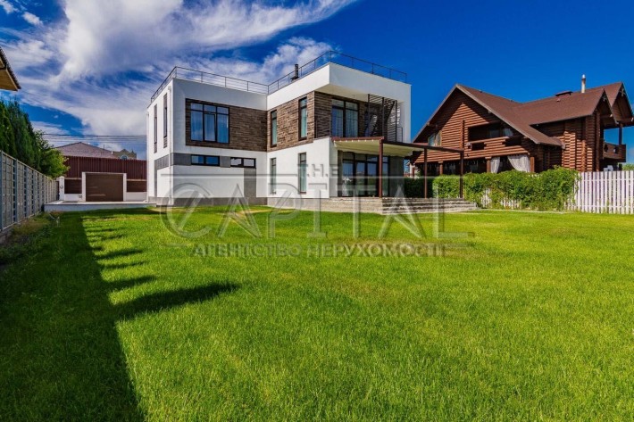 Продаж сучасного будинку на Осокорках, 12 соток, 240 м², 3 кімнати - фото 1
