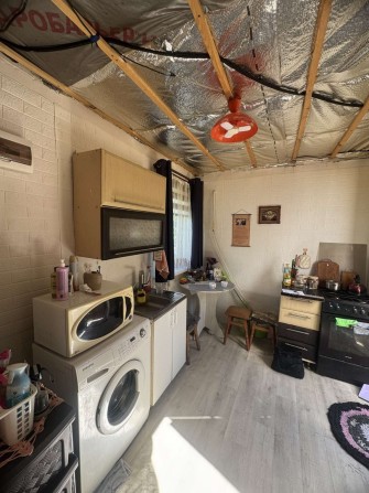 Продам частину  будинку  в Центрі - фото 1