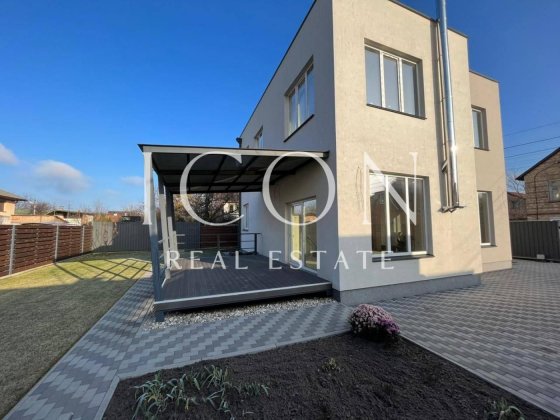 Продаж двоповерхового будиноку на Оболоні | 165 м² | 5 соток Київ