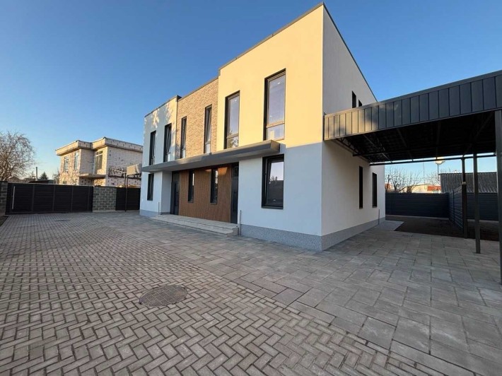 Продам 2 пов. дуплекс в центрі Броварів, з газом та центр.комунікаціями - фото 1