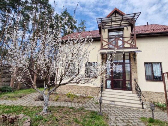 Ексклюзивний будинок з ремонтом в Лісовій Бучі – Ваш новий дім Буча