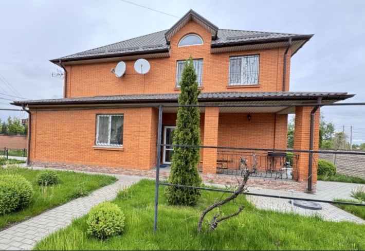 Продаж газифікованого , великого будинку+Баняя - фото 1