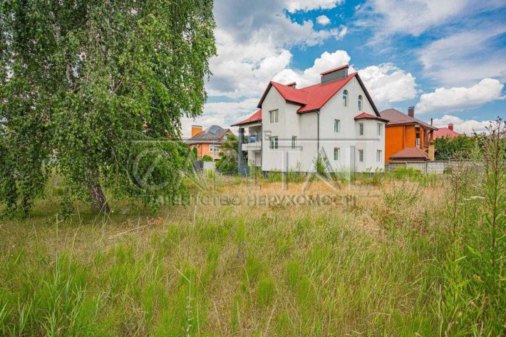 Продаж будинку Жуляни 8 соток - фото 1