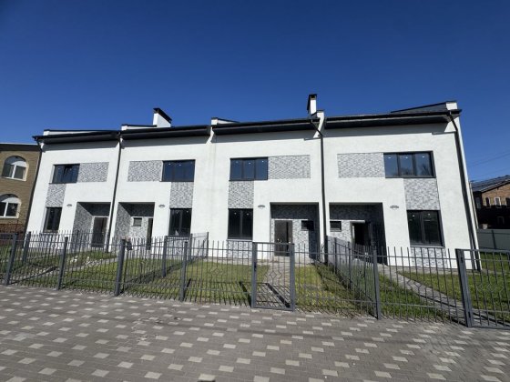 Продаж таунхауса 116м²+60 мансарда, 17кВт, Бровари, Зелена Поляна без % Бровары