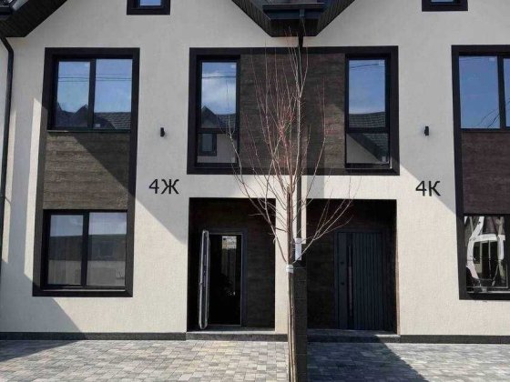 Таунхаус в КМ, поруч з Бучанським Парком, центральні комунікації.ГАЗ Буча