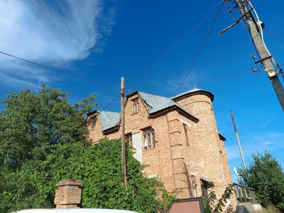 Окремий цегляний будинок на Заріччі Біла Церква
