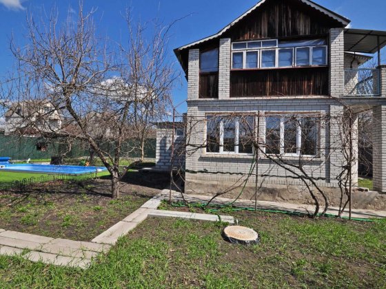 Чудова дача з басейном в СТ Домобудівельник-1. Прописка! Біла Церква