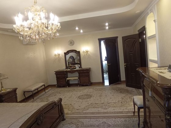 Продати будинок в Броварах район Сади Бровары