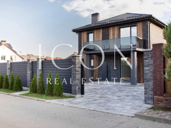 Продаж якісного будинку 200 м² у Києві | Жуляни Київ