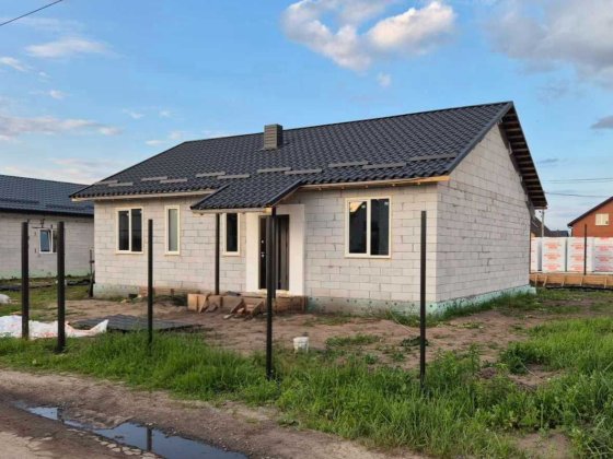 Будинок 92 м² | 3 спальні + кухня-вітальня 34 м² | Без комісії