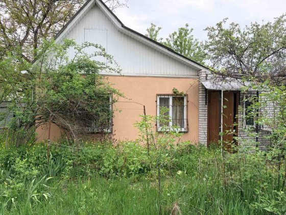 Продаж 1 поверхового, дачного будинку поряд метро Академмістечко