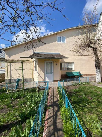 Продаж будинку в Центрі міста - фото 1
