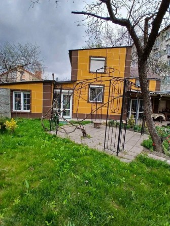 Продпж 2-х поверхового будинку метро Житомирська - фото 1