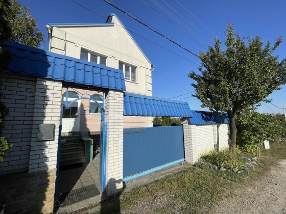 2поверховий будинок(120 м2 в Бучі!Газ!6 соток двір!В подарунок огород!