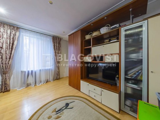 Продаж будинку 2к Самчука Уласа (Столєтова), 35 Голосіївський Деміївка