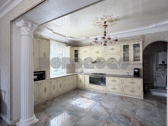 Продаж будинку на Лобановського 220м2 Київ