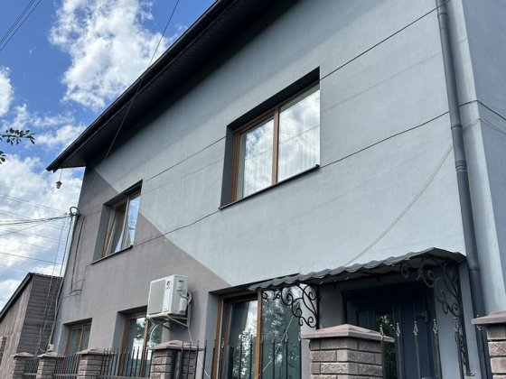 Продаж житлового будинка з комер. приміщенням (сауна ,басейн, більярд) Івано-Франківськ