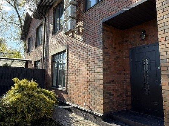 Продам  дуплекс з гарним ремонтом,Лісова Буча Буча
