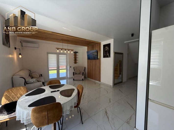Продажа дома с современным ремонтом  140м2, ул.Шкиля, Борисполь - фото 1