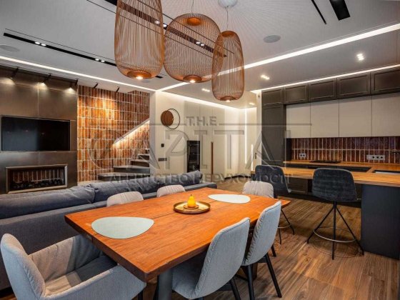 Продаж ексклюзивного 3-поверхового будинку 217 м² в  КМ Ірпеня — «Oak Grove Town» Ірпінь