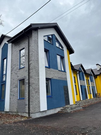 З-х поверховий ТАУНХАУС з 5 кімнат м. Ірпінь - фото 1
