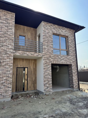 Продаж Готовий Якісний Таунхаус 137 м² в місті - фото 1